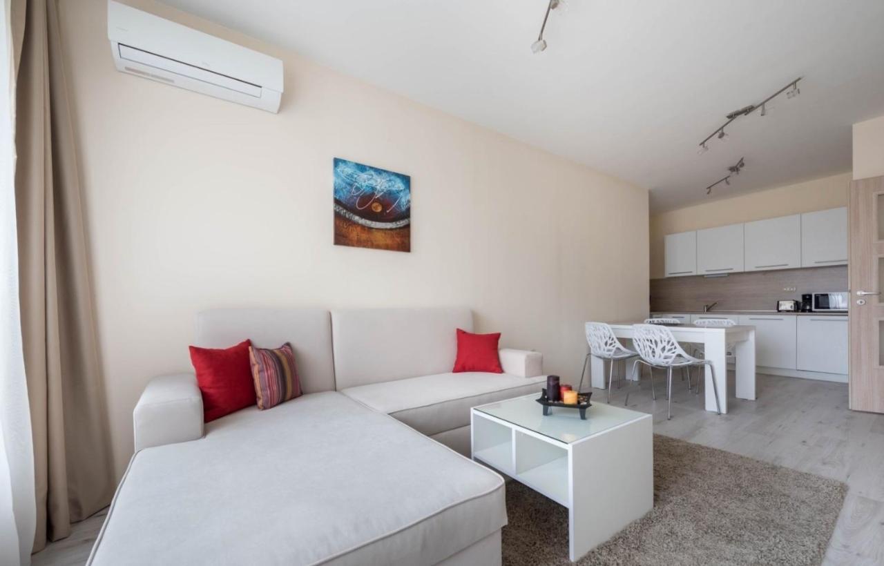 Stoyanov South Bay - Varna Exterior photo